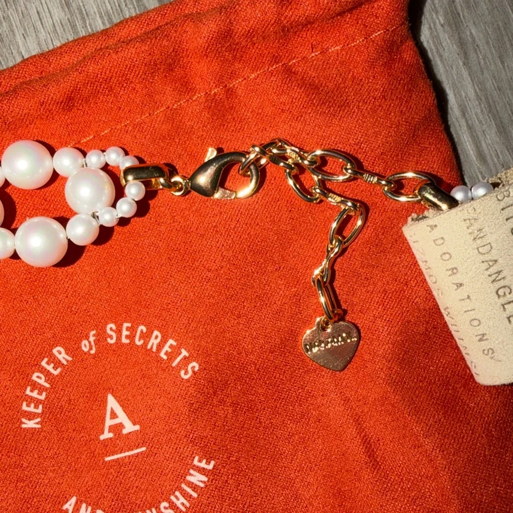 Anthropologie layered assorted pearl Necklace - Picture 7 of 9